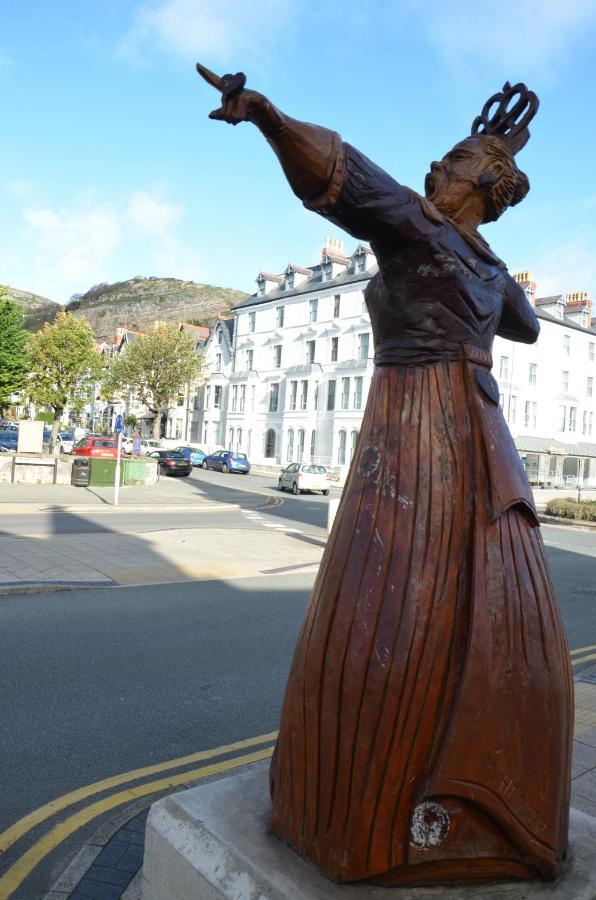 Audley Guest House Llandudno Exterior foto